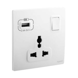 Legrand Mallia Senses 1 Gang Multistandard Switched Socket with USB-A, Universal & Charging, Suitable for Office Ã¢â‚¬â€œ White