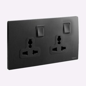 Legrand Mallia Senses 2-Gang Multistandard Switched Socket with USB-A & USB-C 27 W PD, Universal & Fast Charge Ã¢â‚¬â€œ Matt Black
