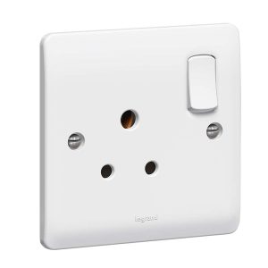 Legrand Synergy 5A Single Switched Socket Round-Pin, Compact Power, Suitable for Home - White